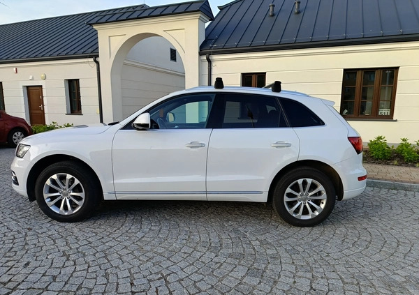 Audi Q5 cena 78900 przebieg: 160000, rok produkcji 2016 z Cybinka małe 67